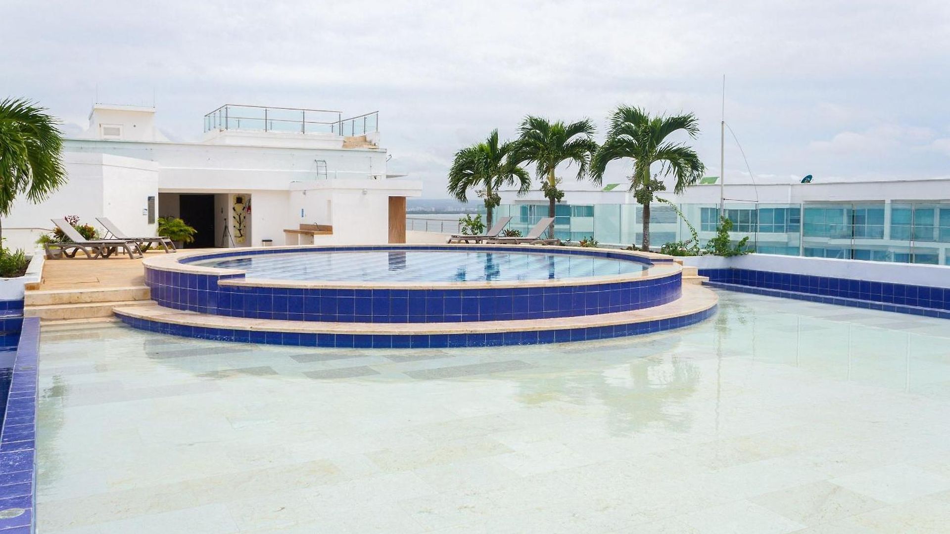 1 Bedroom Morros. Access