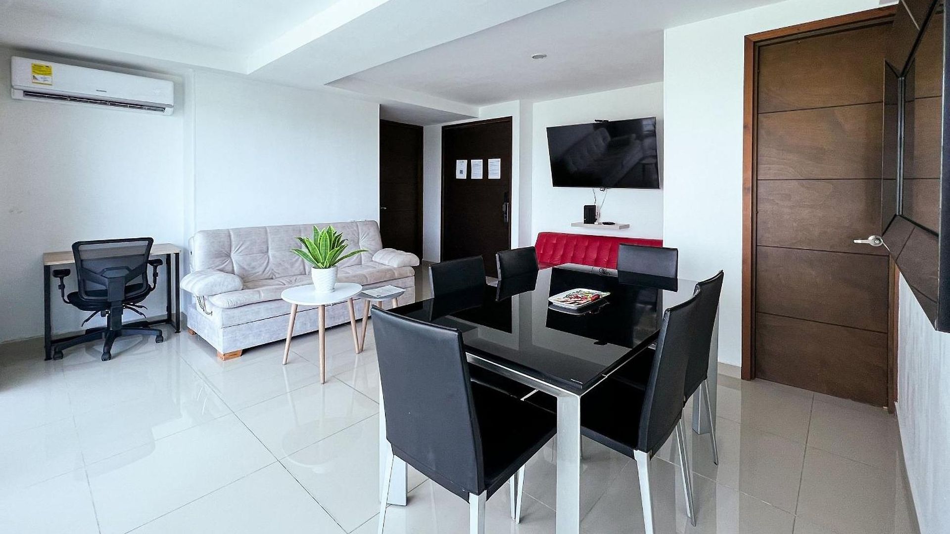1 Bedroom Morros. Access Apartamento Cartagena