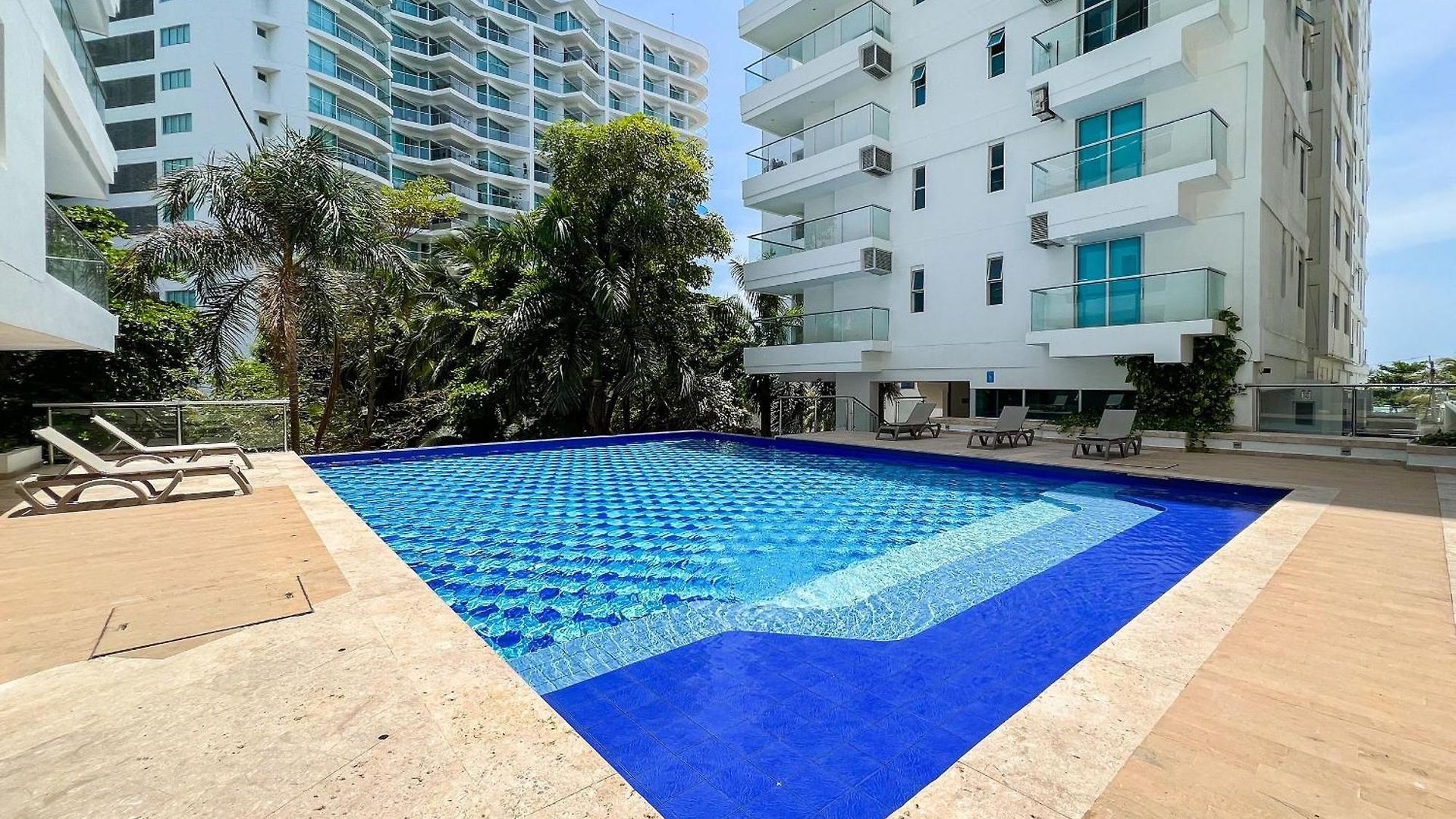 1 Bedroom Morros. Access