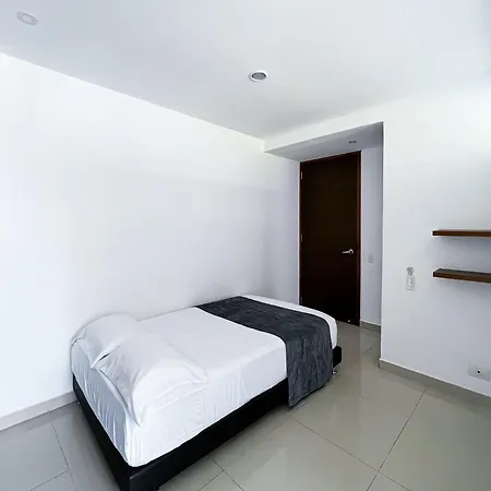 1 Bedroom Morros. Access