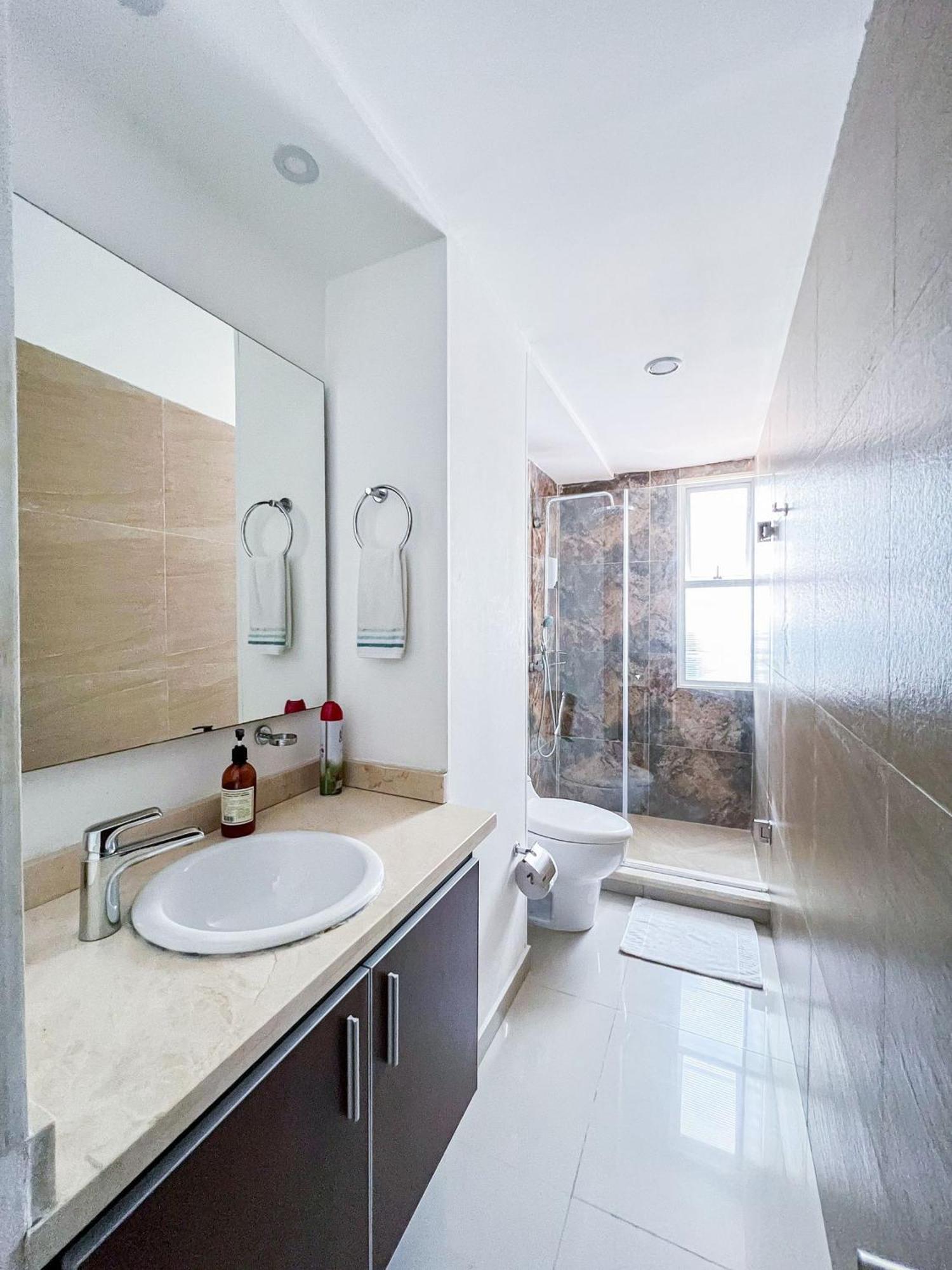 1 Bedroom Morros. Access